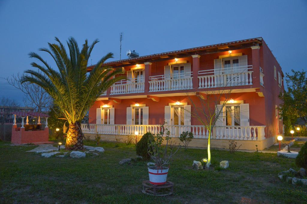 Appartamento Giannis And Fridas Garden Sidárion Esterno foto