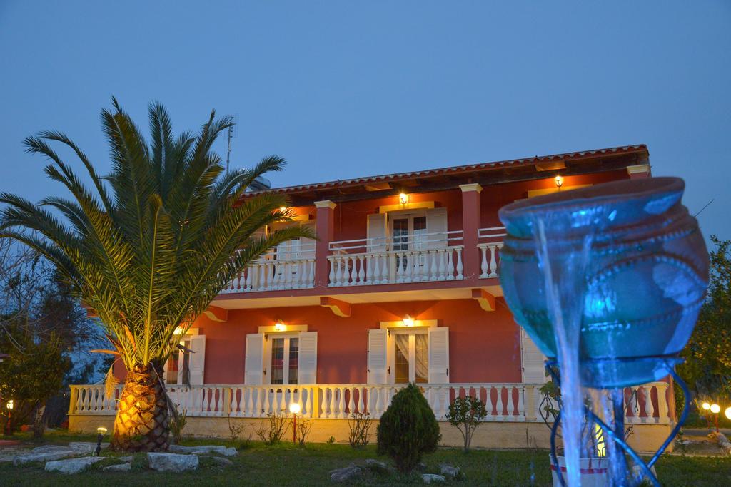 Appartamento Giannis And Fridas Garden Sidárion Esterno foto